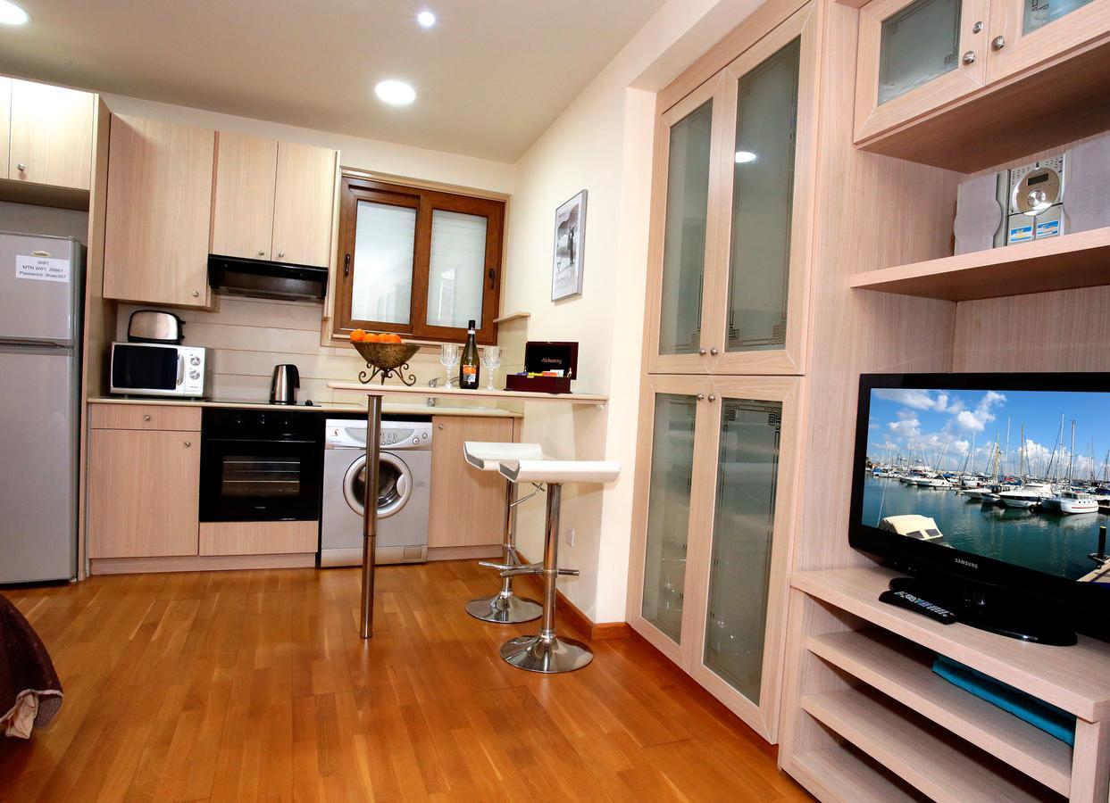 Ithaki Phinikoudes Apartment 307 Lárnaka Kültér fotó